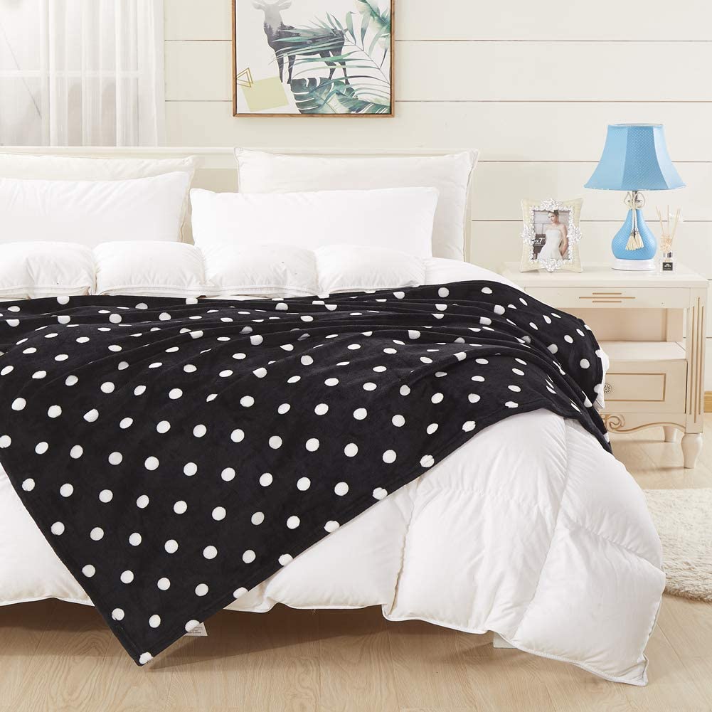 Polka Dot Print Throw Blanket (50×60" in)